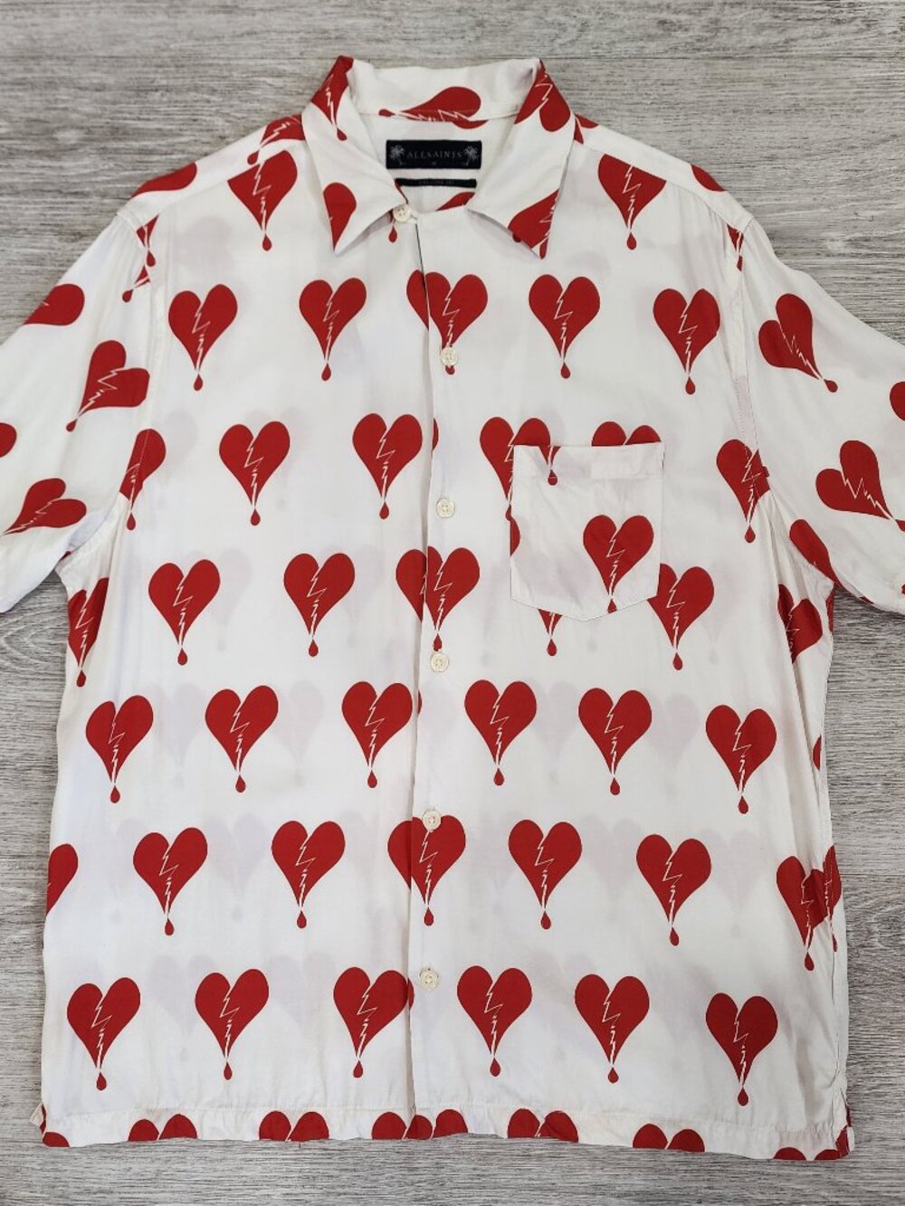 Allsaints Breakup Red Heart Short Sleeve Shirt Men's M Relaxed Fit Viscose